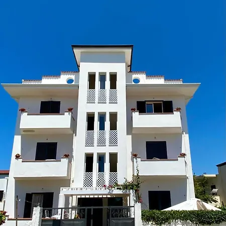 Zambaku I Detit - Sea Lily House Penzion *